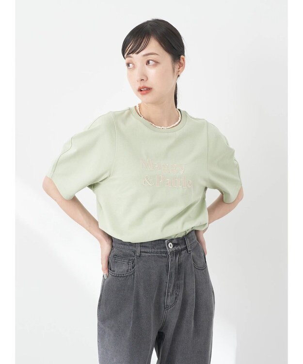 earth music&ecology フォルムスリーブ刺繍ロゴＴＥＥ Off White