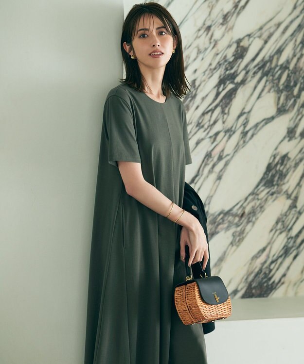 23区 【CLASSY.6月号掲載】ラインアーチ イヤリング ゴールド系