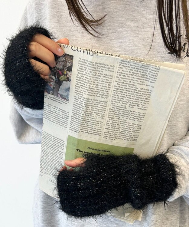 WEGO キラキラファーアームカバー ブラック