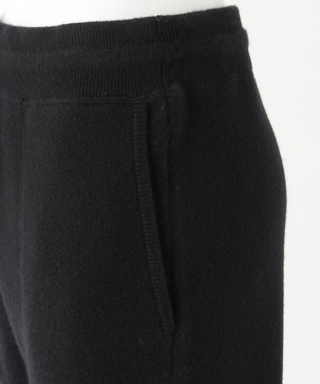 23区 【R(アール)】ウールカシミヤ ニットパンツ ブラック系
