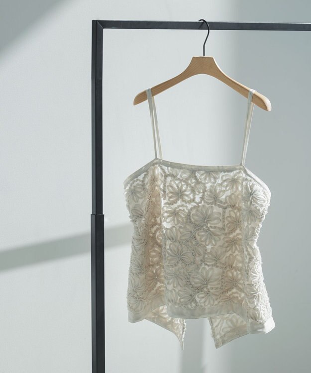 23区 リボンエンブロイダリー キャミソール ベージュ系