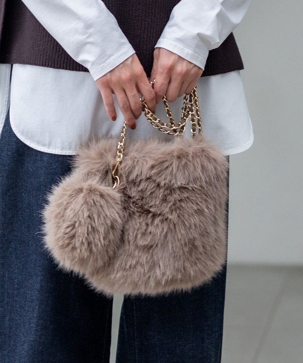 23区 【見上愛さん着用】フェイクファー チャーム バッグ ベージュ系