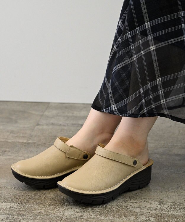 Pointer 本革2WAYサボサンダル ベージュ