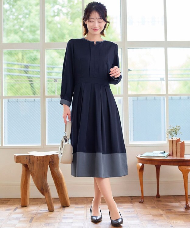 Tiaclasse L 【セレモニー・XSサイズ(5号)追加・新色追加・洗える】キーネックフレアワンピース ネイビー×グレー