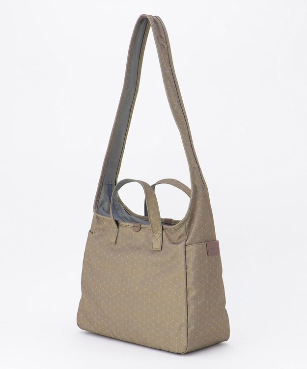 Y'SACCS キュービック×ポイントドット　2WAYトート＆ショルダー　Mサイズ グレージュ【WEB限定カラー】