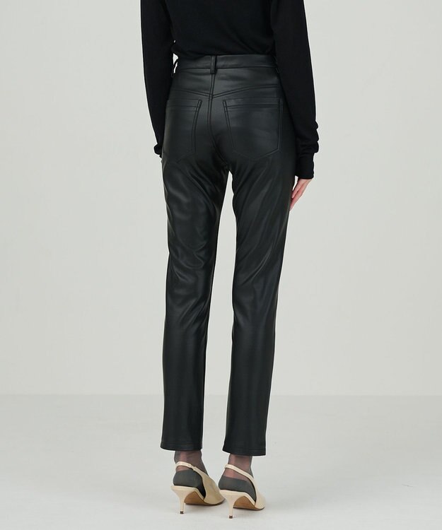 GRACE CONTINENTAL フェイクレザースリムstパンツ ブラック