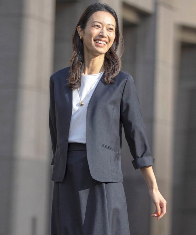 J.PRESS LADIES 【セットアップ対応・洗える・UVケア・速乾】 OXIJEWELストレッチ ノーカラー ジャケット ネイビー系