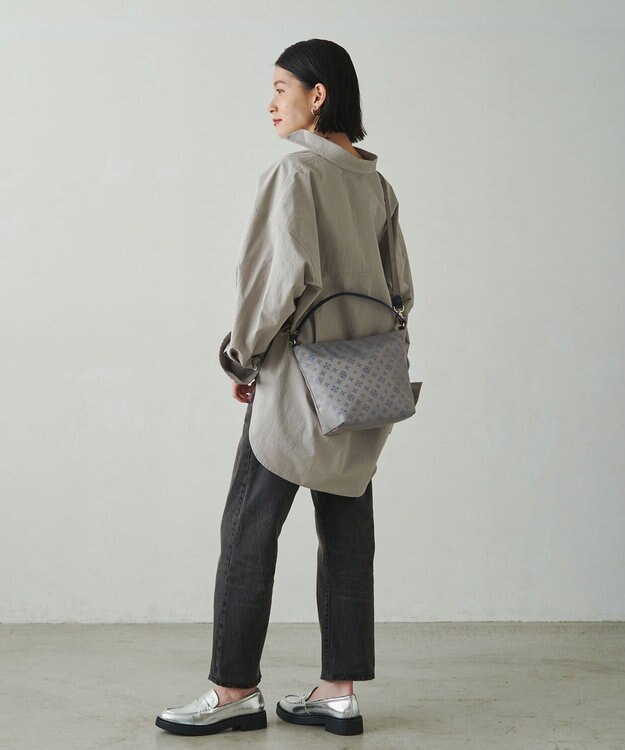 russet シンプルショルダーバッグ (CE-1243) Grege/BL