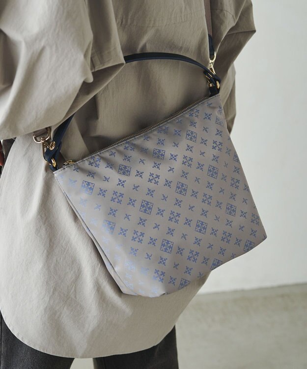 russet シンプルショルダーバッグ (CE-1243) Grege/BL