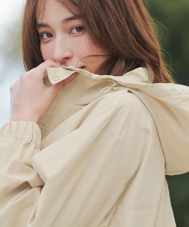 Tiaclasse L 撥水ドロストマウンテンパーカー アイボリー