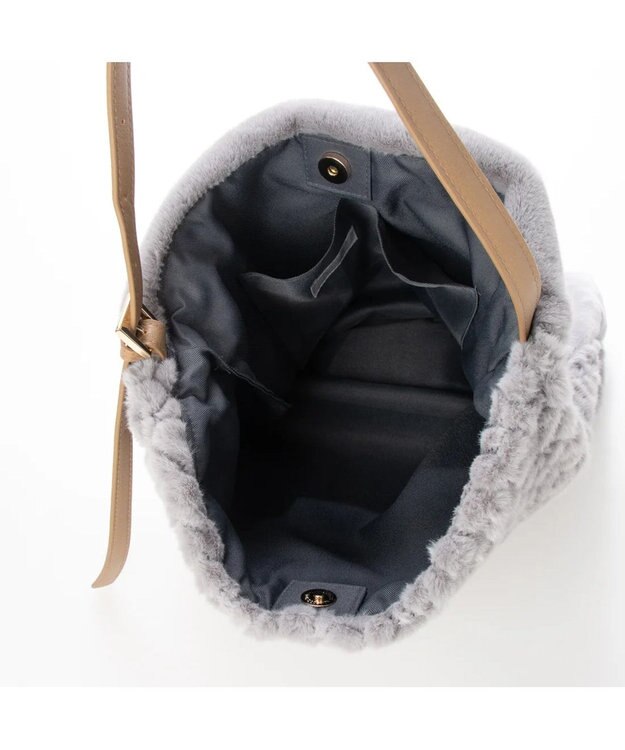 UNBILLION cachecache 花刺繍エコファーワンハンドルバッグ グレー