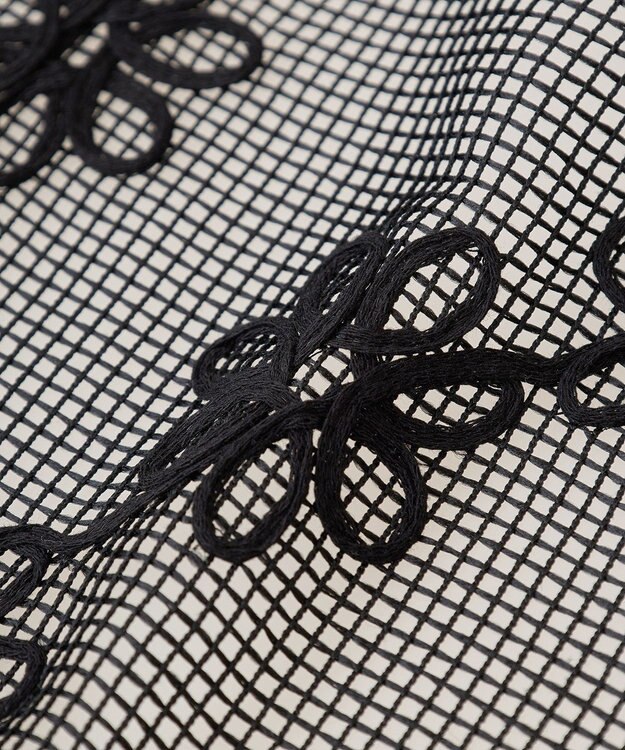 earth music&ecology コード刺繍ベスト Black