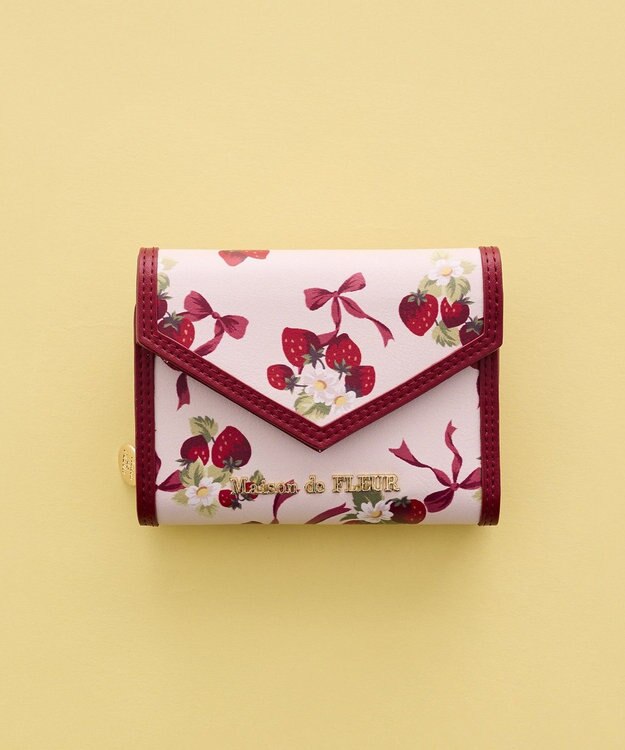 Maison de FLEUR いちご柄ウォレット Red