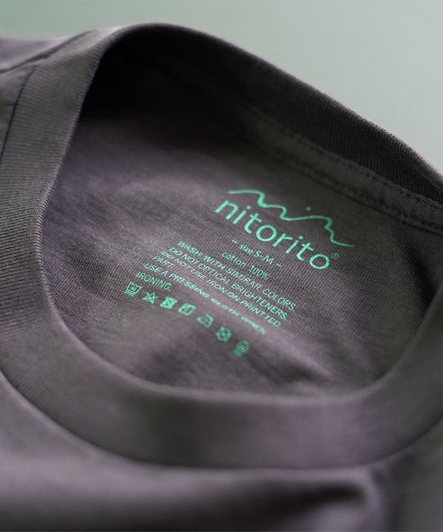 nitorito 【UNISEX】stone Tシャツ green