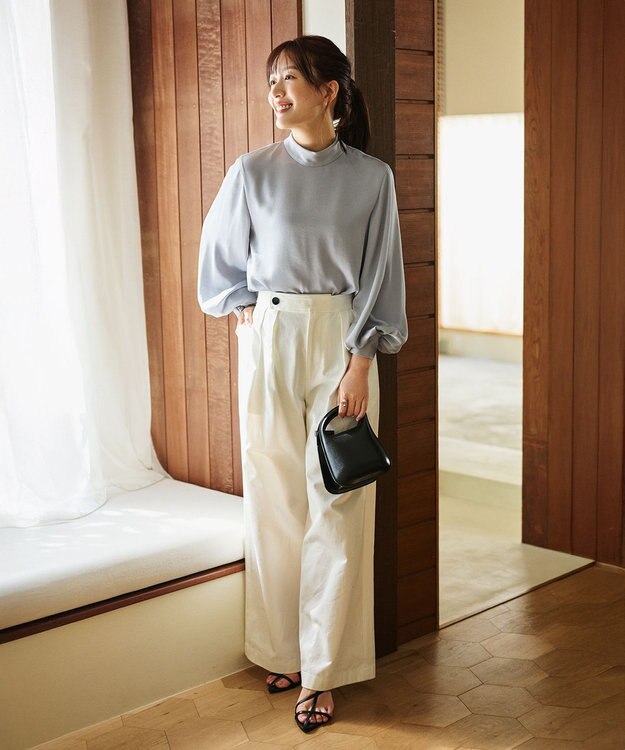 #Newans 【ストレッチ】〈花乃まりあさんコラボ〉ハイネックブラウス サックス