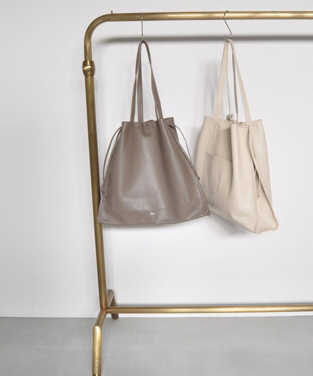 blancle シュリンクレザー スクイーズビッグトート TAUPE