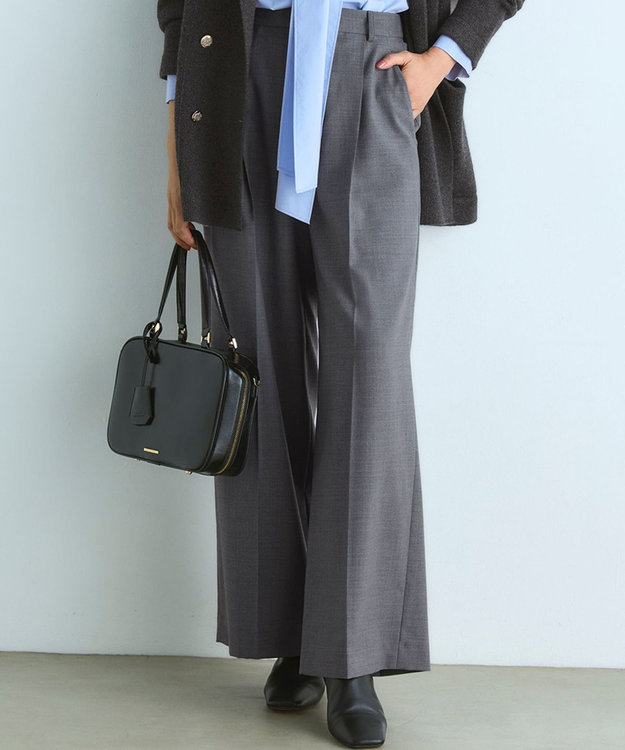 23区 S 【滝沢眞規子さん着用/CanCam11月号掲載】ナチュラルストレッチサキソニー タック ワイド パンツ グレー系