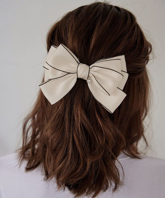 Tiaclasse 配色リボンバレッタ オフホワイト