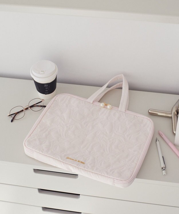 Maison de FLEUR リボン柄キルティングPCケース Pink