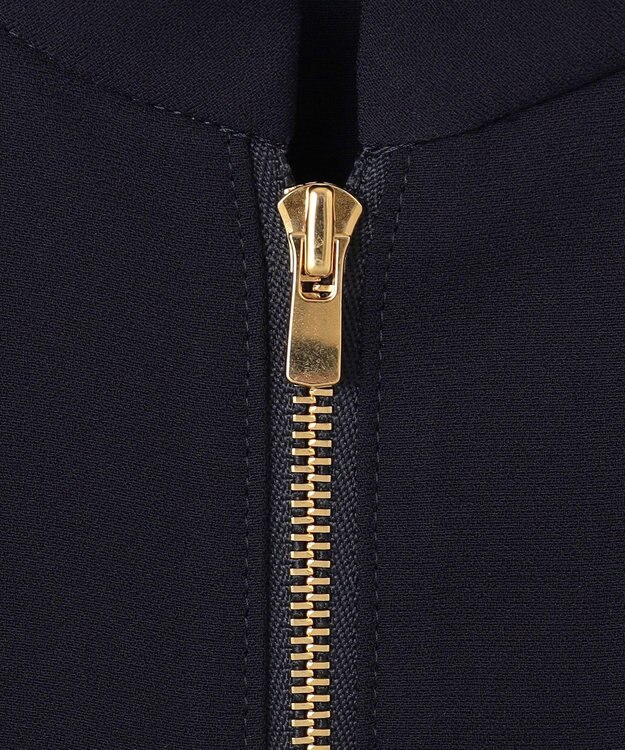 BEIGE， 【洗える】JASMINE / スタンドカラージップブラウス Navy