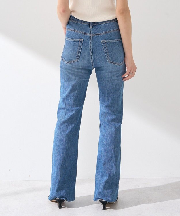 earth music&ecology セルフカットフレアデニムパンツ Medium Indigo