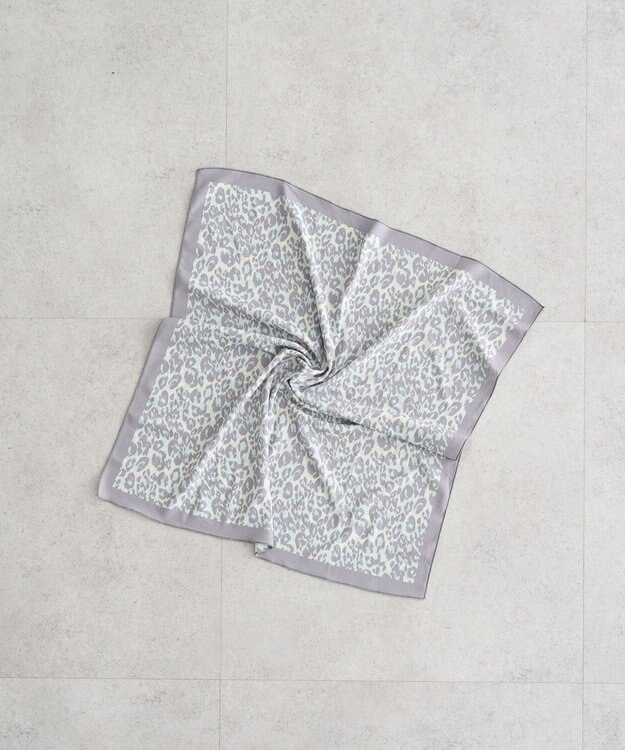 earth music&ecology 【予約】ふるふるひんやり アニマル柄スカーフ グレー