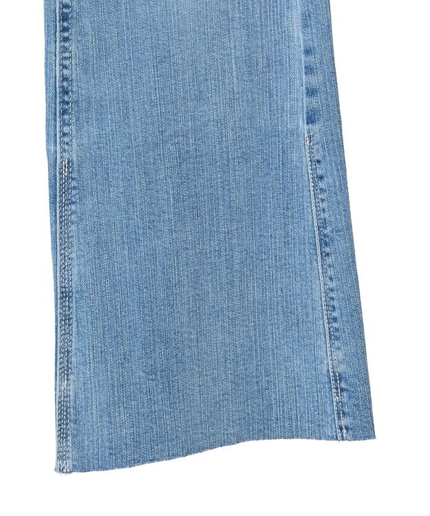 earth music&ecology セルフカットフレアデニムパンツ Light Indigo