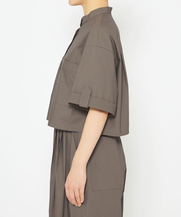 uncrave 【洗濯機洗い可】カラータイプライター ショートシャツ（uncrave WHITE） グレージュ