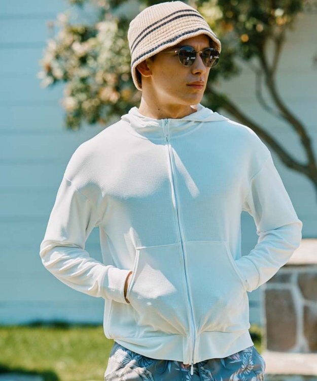 San-ai Resort（三愛水着楽園） ★新色ブルー入荷【UPF50＋】　ユニセックス　サーマルラッシュパーカー　S・M・L　【Reir（レイール）】 ホワイト