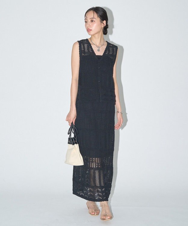earth music&ecology 【セットアップ対応】透かし編みニットＩラインスカート Black