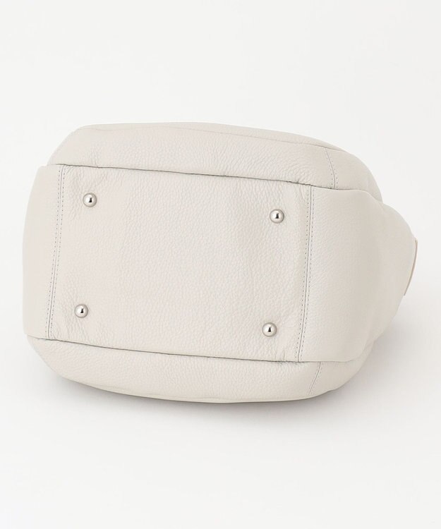 Y'SACCS シュリンクレザートート Sサイズ アイボリー