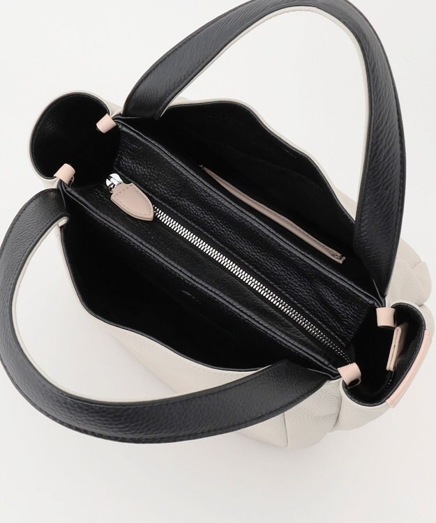 Y'SACCS シュリンクレザートート Sサイズ アイボリー