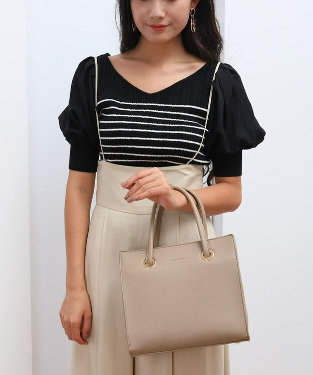 style code  【MERCURYDUO/マーキュリーデュオ】メタルアイレット　両アオリポケット　スクエアハンドバッグ ベージュ