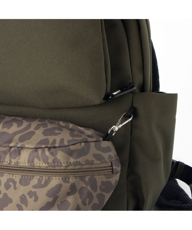 Y'SACCS 【イザック×MUMU】コーデュラエコメイド　マルチウェイバックパック カーキ