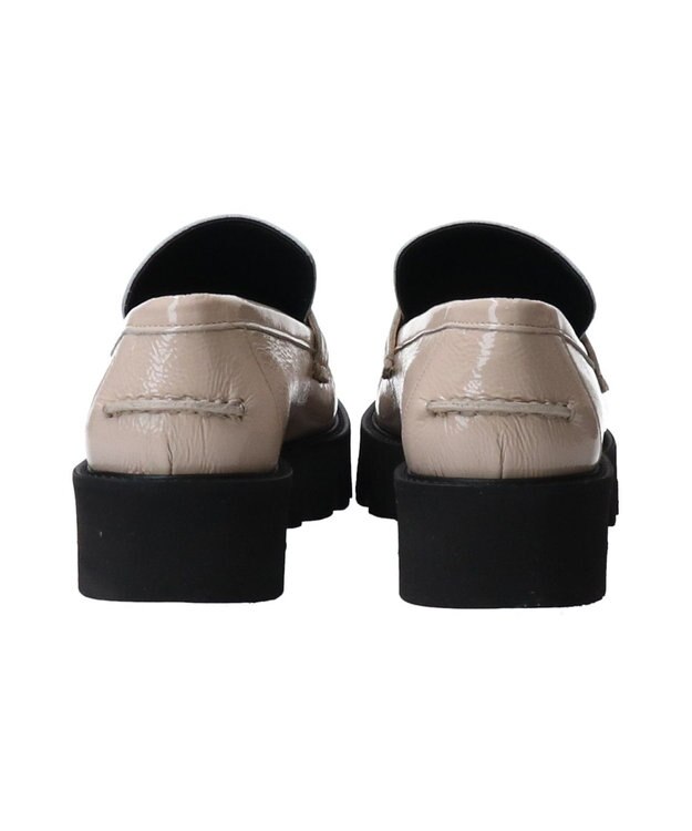 INTER-CHAUSSURES 【PASCUCCI】エクストラライトソールローファー ライトベージュエナメル