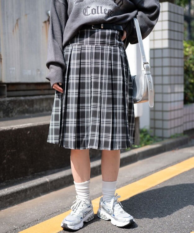 WEGO ベルト付プリーツミドルスカート ブラックチェック1
