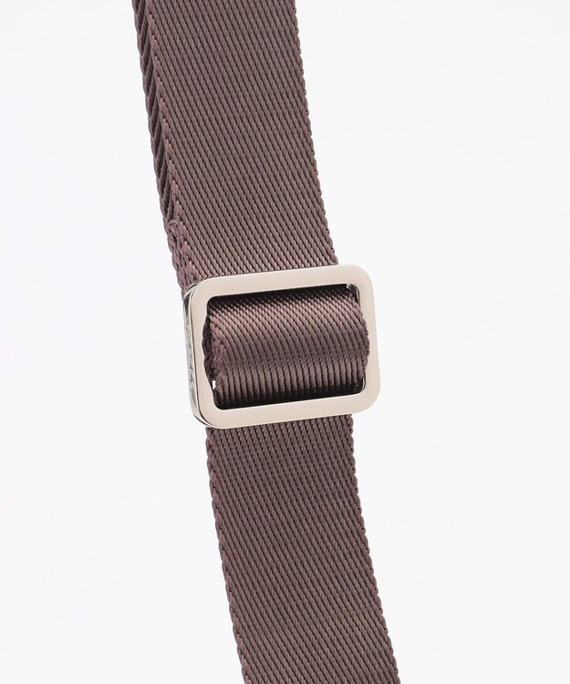 Y'SACCS サークルパッチショルダーバッグ アイボリー