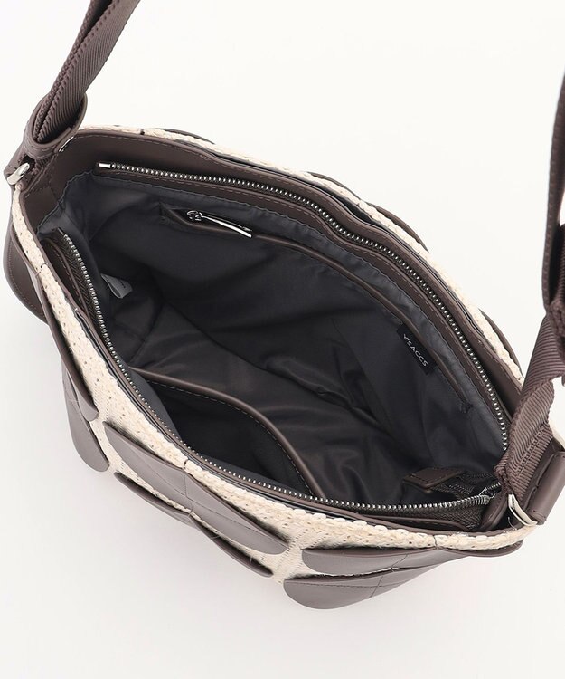 Y'SACCS サークルパッチショルダーバッグ アイボリー