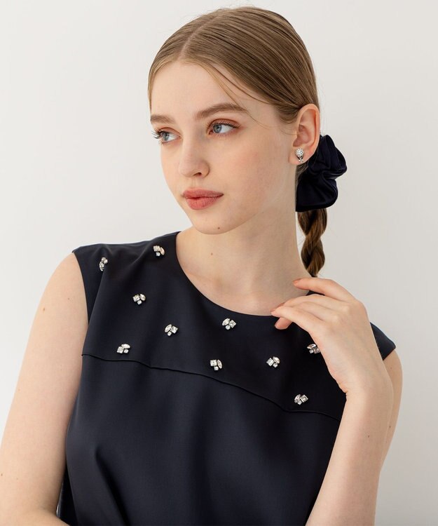 23区 【APPLAUDIR】ノーブルサテン ビジューデザインドレス ネイビー系