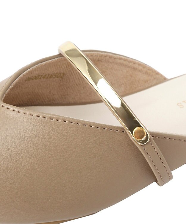 Green Parks Ｖカットメタルパーツミュール Beige