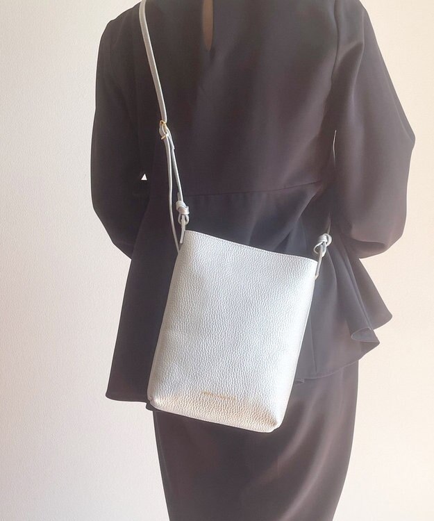 Hekhèr Le Style de Vie 新素材・新色追加【日本製】シュリンクレザー ショルダーバッグ シルバー シルバー