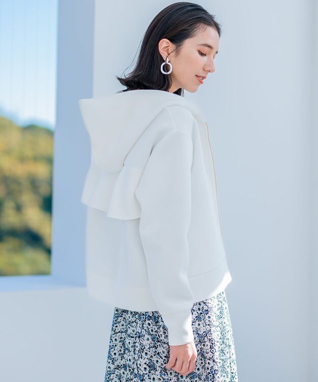 組曲 フード付きバックフリル パーカー オフホワイト系