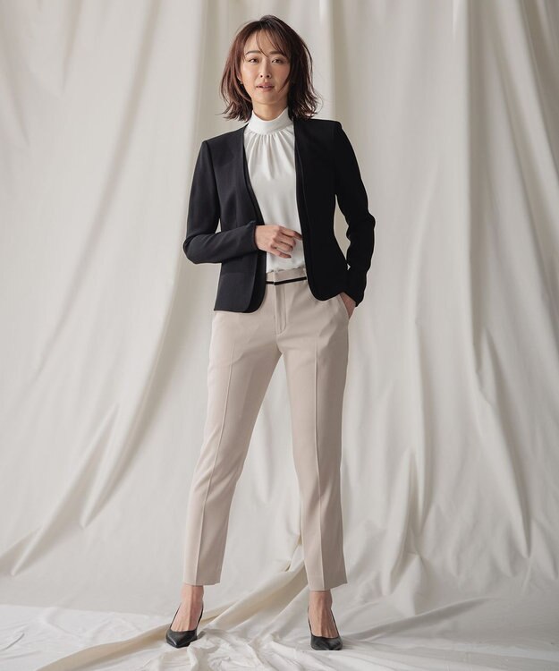 BEIGE， EVA / ハイネックハーフスリーブブラウス White