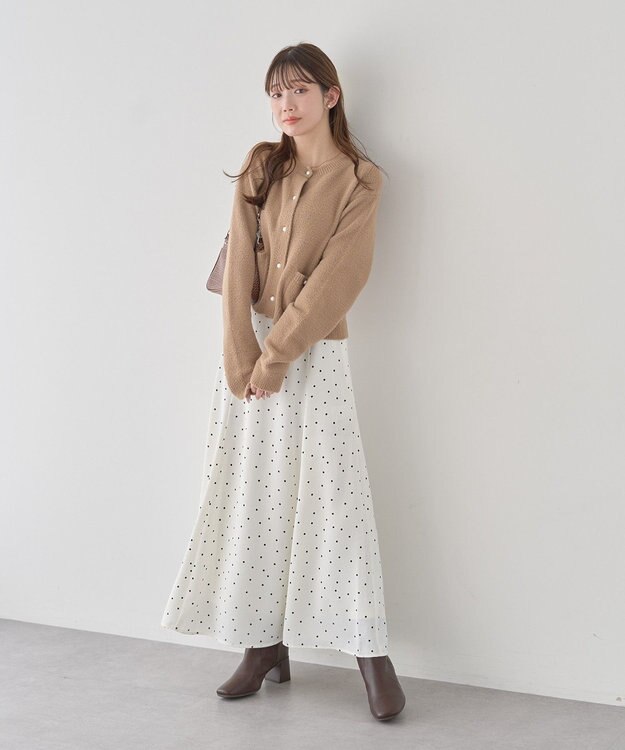 earth music&ecology サテンフレアスカート Ivory