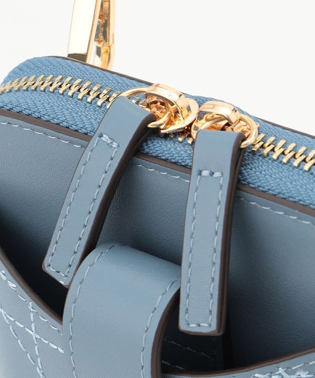 LA BAGAGERIE レザーステッチ　マルチポシェット ライトブルー