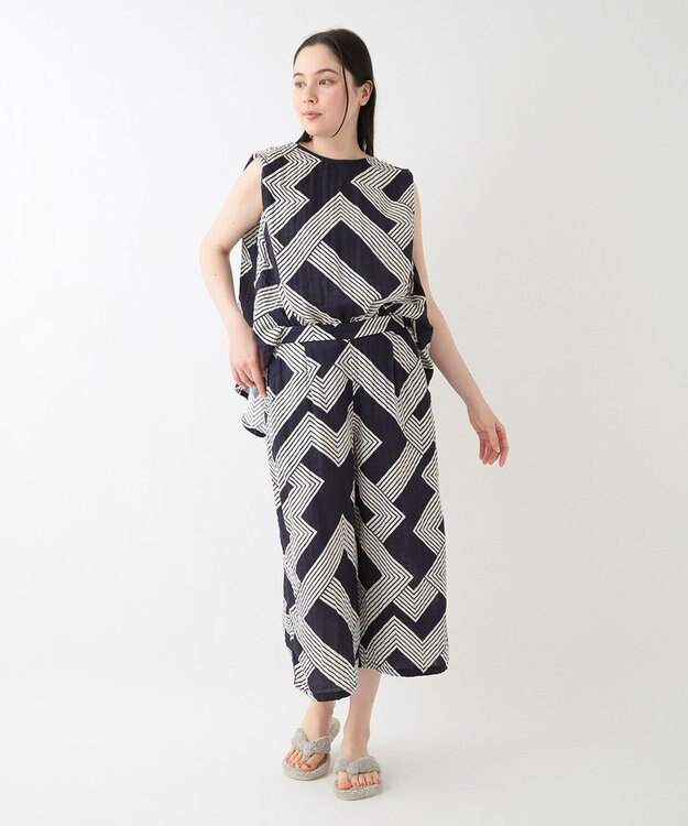 UCHINO クレープガーゼ ジオメトリックガウチョパンツ ダークブルー