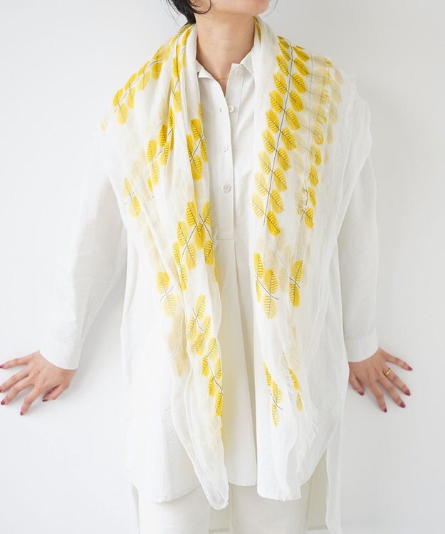 muto スティグリンドベリ ベルサ リネンストール lindberg yellow