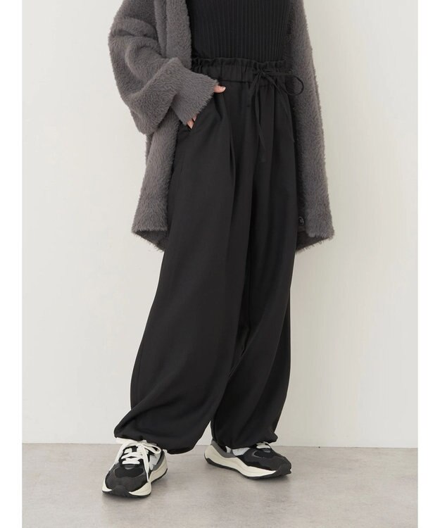 earth music&ecology 裾ドロストパラシュートパンツ Black