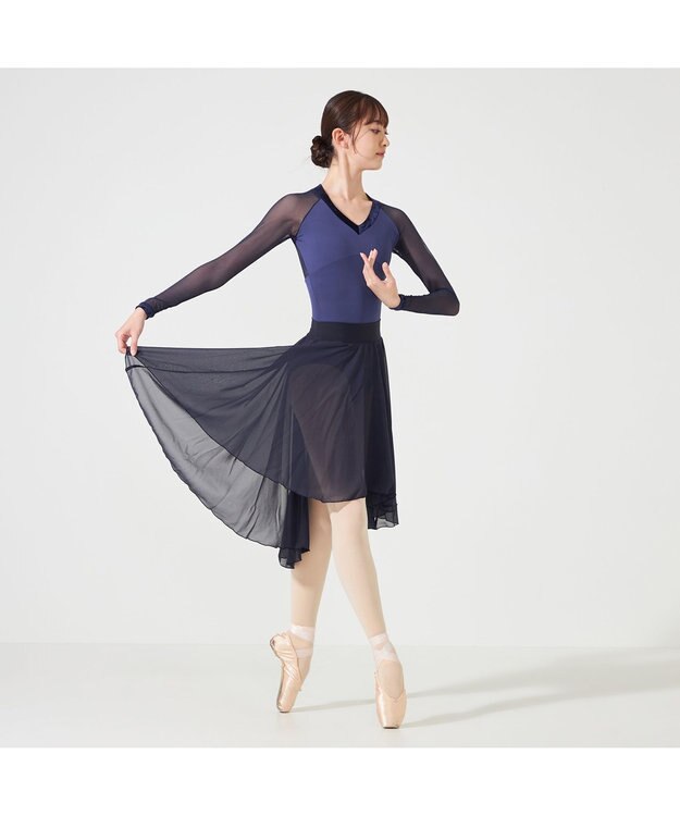 Chacott ◎【Nela ライン】ロングスリーブレオタード ネイビー