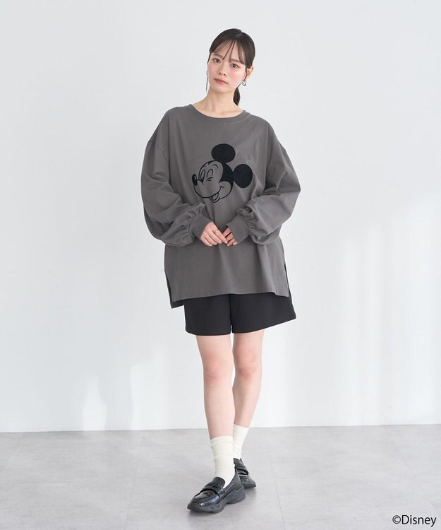 earth music&ecology 【予約】【綿100％】Disney/アソートプリントロンTEE チャコールグレー